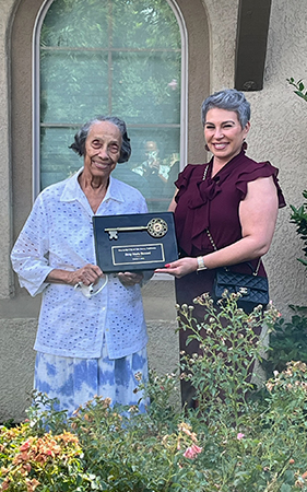 Bertha Weber Kraus receiving the award